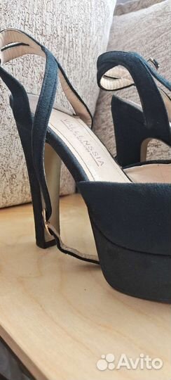 Босоножки 37