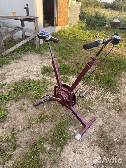 Велотренажер