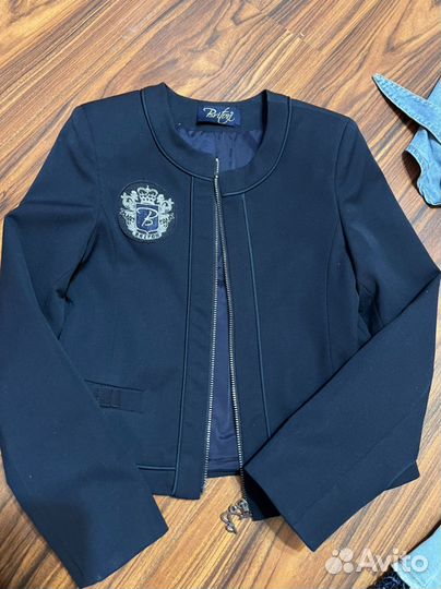 Школьные вещи для девочки 122-128