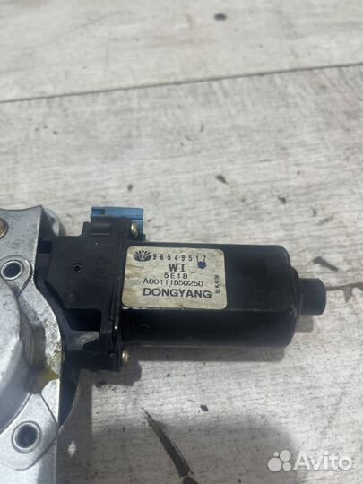 Стеклоподъемник передний правый Chevrolet Lacetti