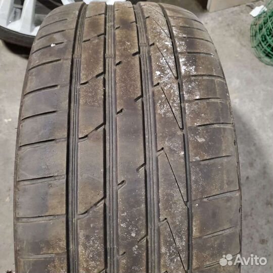 Hankook Ventus V12 Evo2 K120 225/40 R18