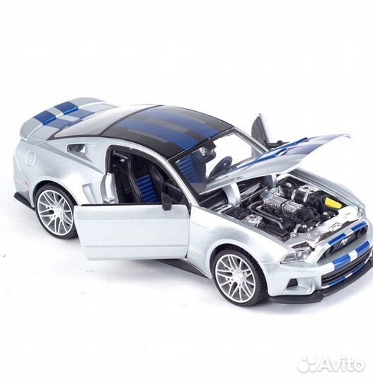 Модель Ford Mustang 1/24