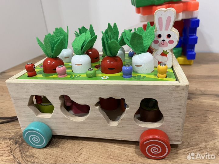 Развивающие игрушки