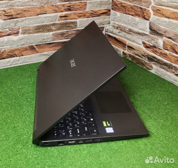 Игровой ноутбук Acer i7 9го/GTX 1650/16RAM