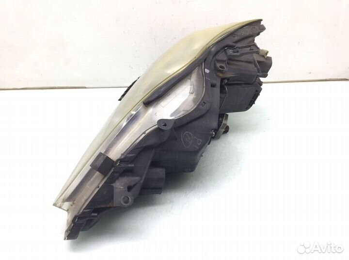 Фара Lexus IS (1999-2005)