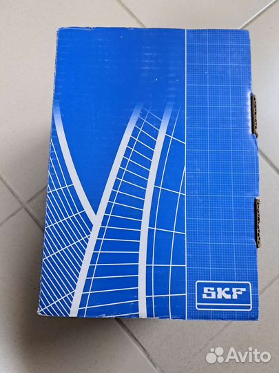 Помпа Bmw E46/E39/E38 SKF vkpc88430