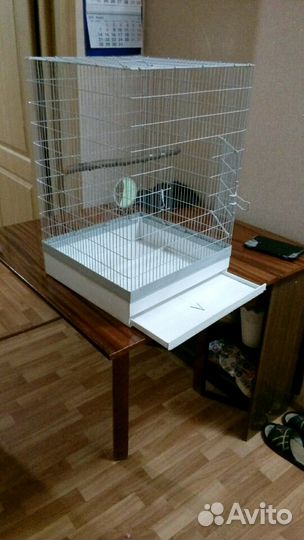 Клетки для птиц, вольеры