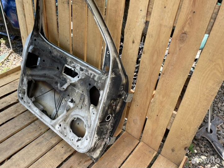 Дверь передняя левая Peugeot Partner M59 1.4 2010