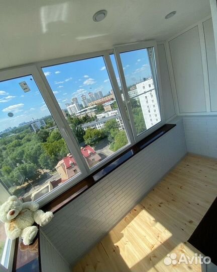 Дверь на балкон