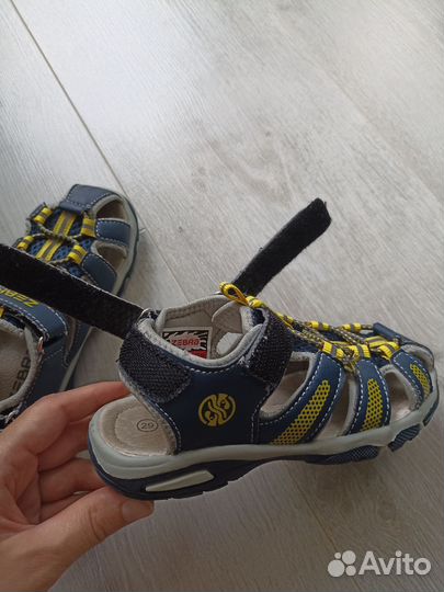 Сандалии детские для мальчика zebra 29 р
