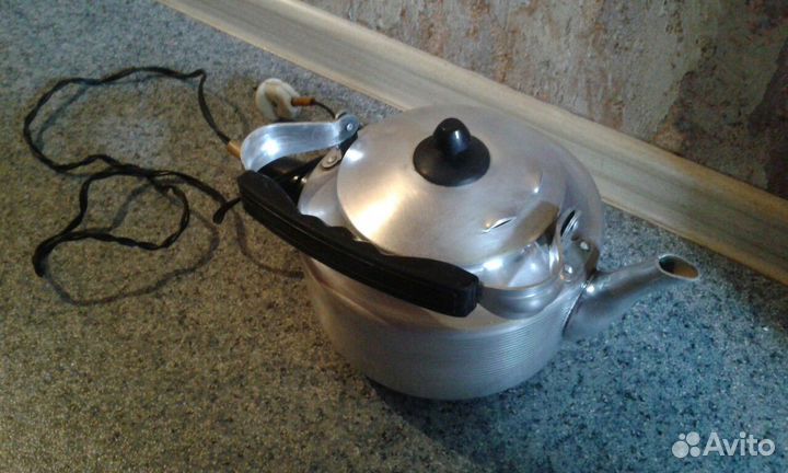 Чайник электрический СССР