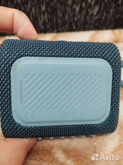 Колонка jbl go 3