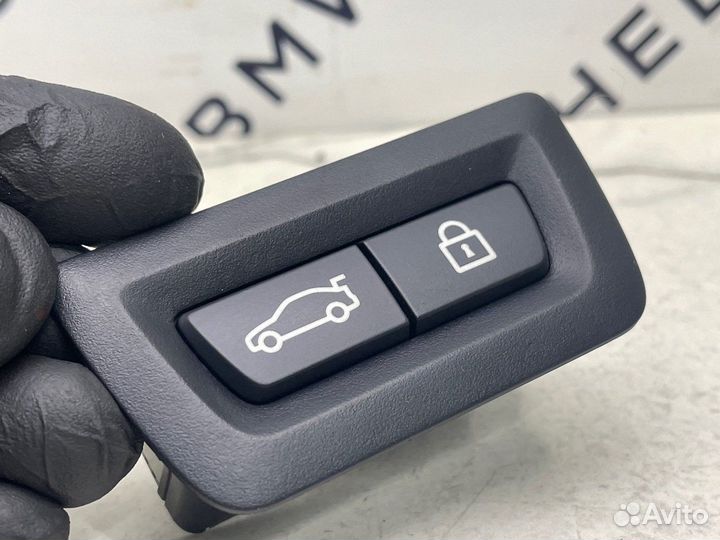 Кнопка закрытия багажника Bmw F01 F02 F10 G20 G30