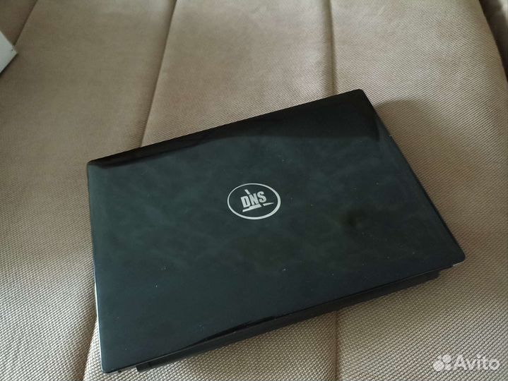 Нетбук DNS H90MB (n570)