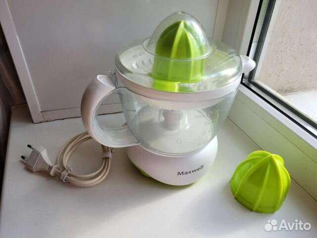 Электрическая соковыжималка для цитрусовых