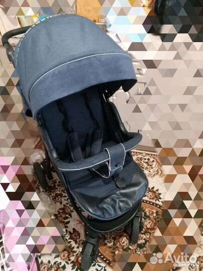 Коляска прогулочная