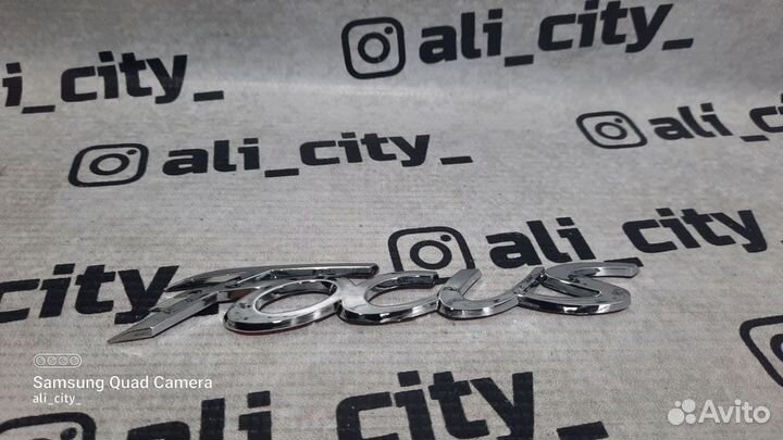 Шильдик Focus на форд 3