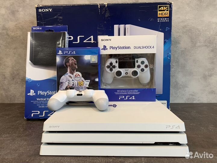 Sony PlayStation 4 Pro + 550 игр