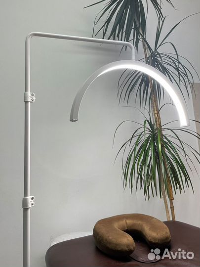 Лампа луна бестеневая