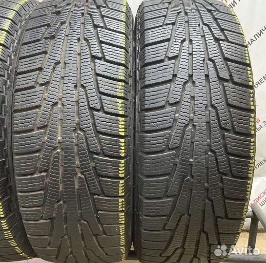 Nokian Tyres Hakkapeliitta R2 215/65 R16 98M