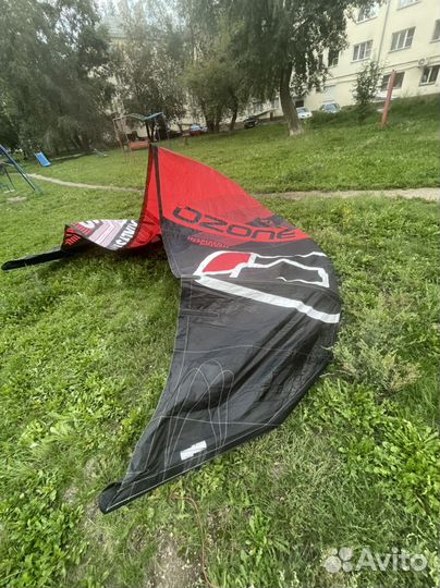 Кайт Ozone Catalyst V1 (комплет с планкой)