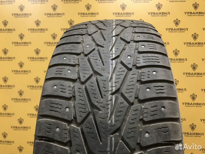 Nokian Tyres Hakkapeliitta 7 215/60 R16 99T