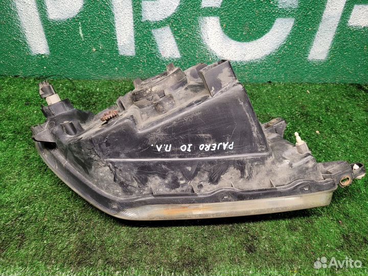 Фара левая Pajero Io