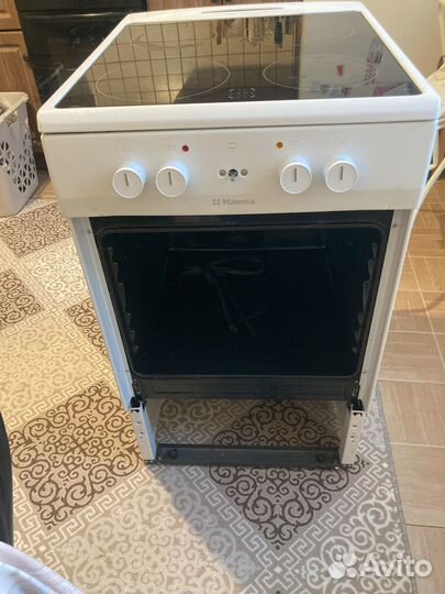 Продам электроплиту hansa