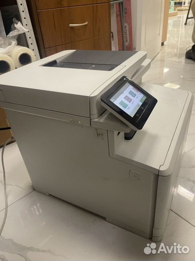 Цветной лазерный принтер hp