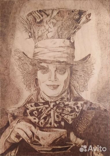 Безумный шляпник. Ручная работа на дереве