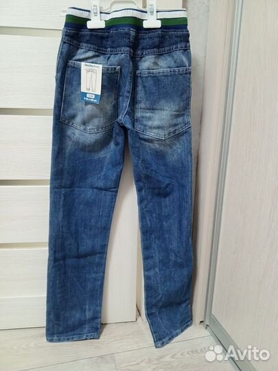 Джинсы