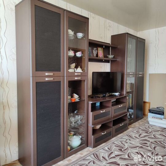 Стенка в гостиную