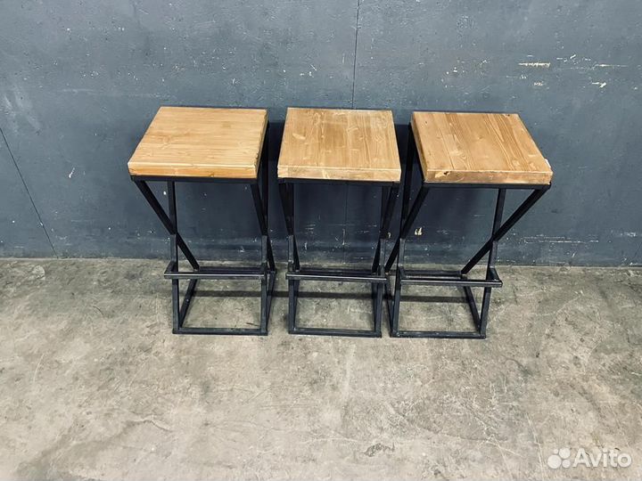 Барные стулья коричневые