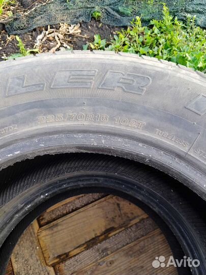 Bridgestone Dueler H/T 225/70 R16