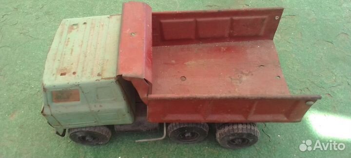 Железный грузовик СССР