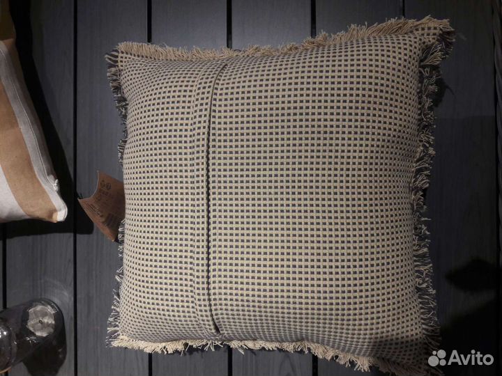 Подушка 45 см новая съемный чехол