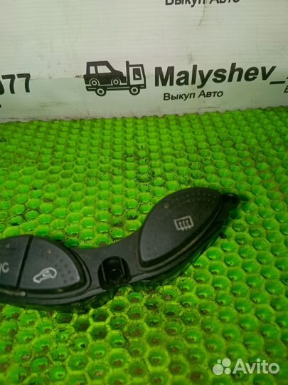 Кнопка кондиционера, обогрева стекла Ford focus 1