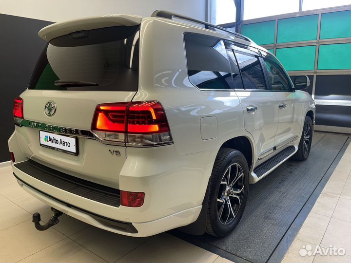 Toyota Land Cruiser 4.6 AT, 2016, 136 857 км