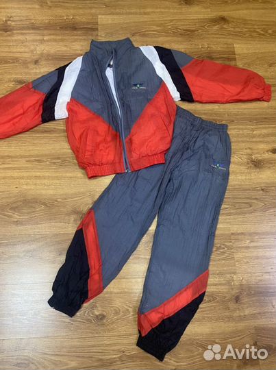 Одежда в стиле 90х, винтажный спортивный костюм