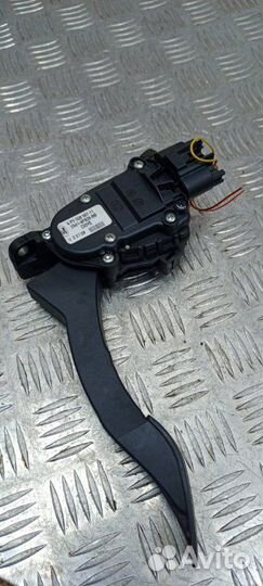 Педаль газа Ford Fusion универсал 1.4 fxja 2007