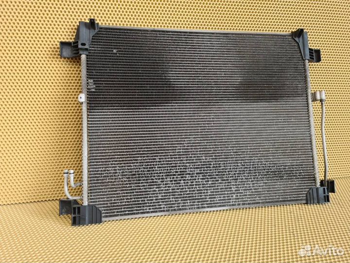 Радиатор кондиционера передний Infiniti M Q70 Y51