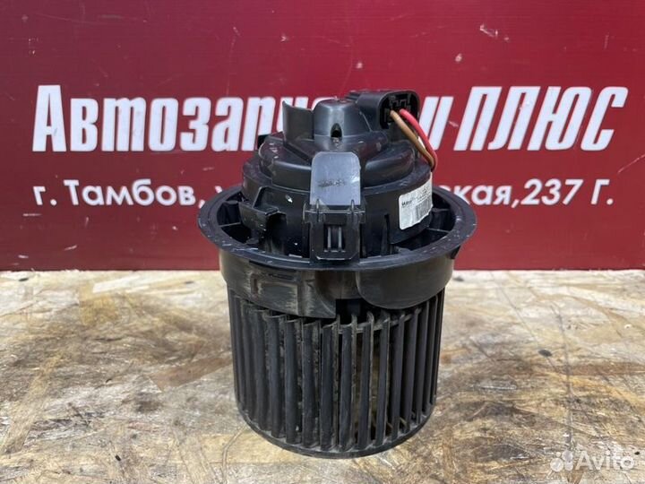 Мотор печки Renault Duster