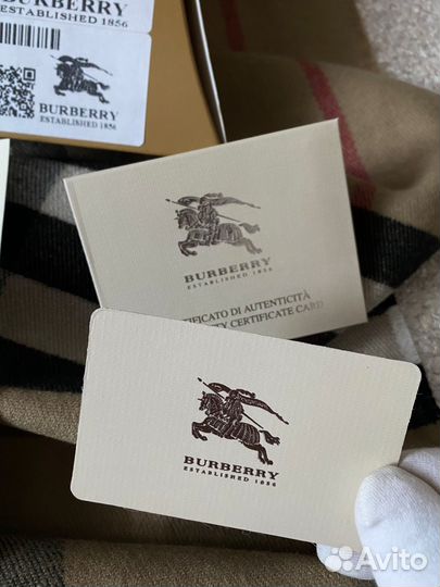 Шарф Burberry теплый