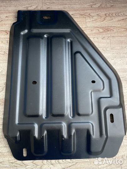 Защита топливного бака renault