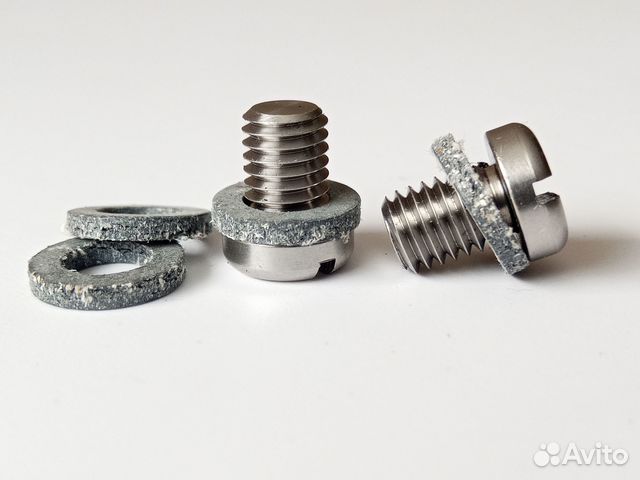 Винт, пробка редуктора лодочного мотора купить в Зеленограде с ...