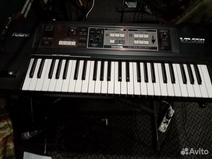 Синтезатор роланд VP-550
