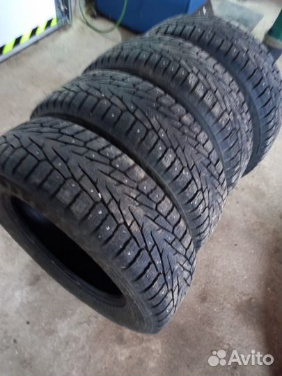 Nokian Tyres Hakkapeliitta 7 SUV 225/65 R17