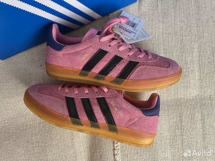 Кроссовки adidas gazelle indoor pink purple