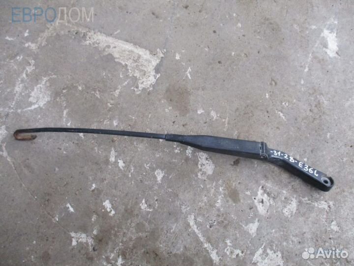 Щеткодержатель левый BMW E36 s1030264