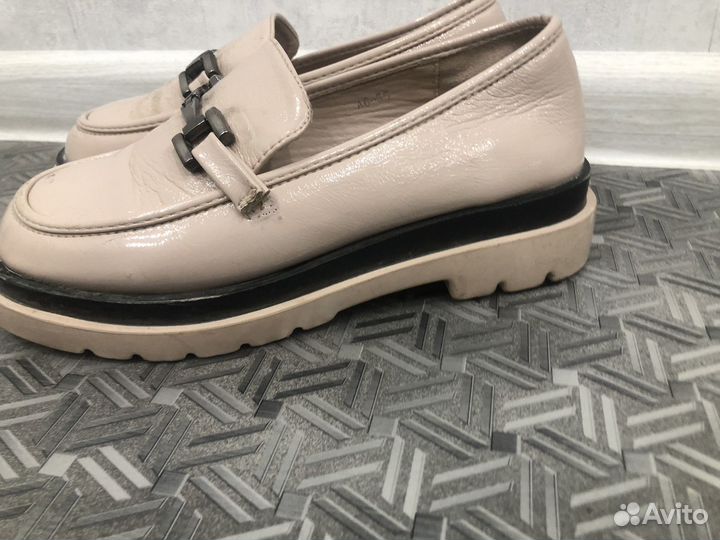 Лоферы женские 35 размер